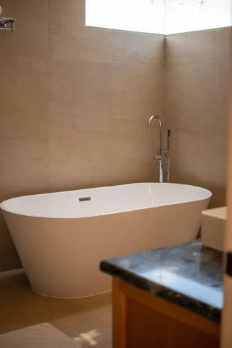 habitacion-reina-bano-interior-nangi-hotel-4